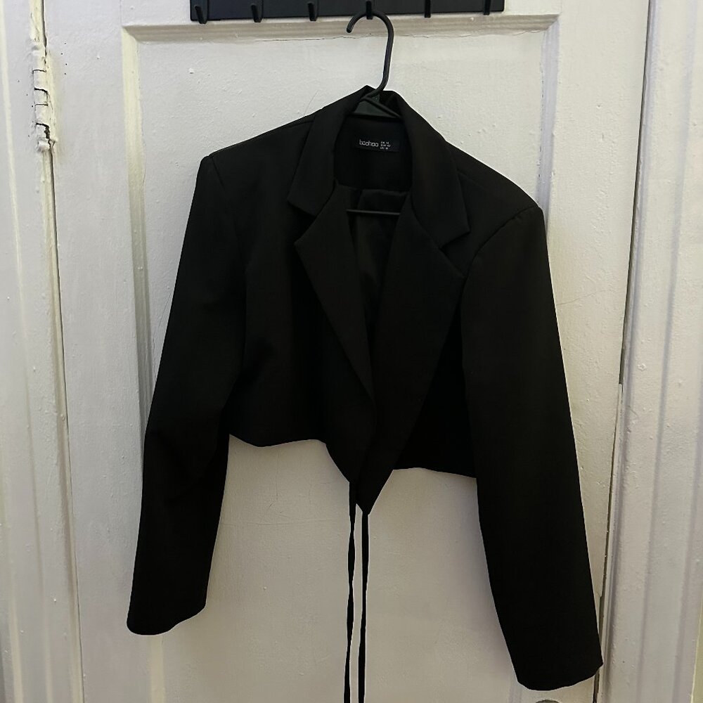 Boohoo Cropped Blazer
